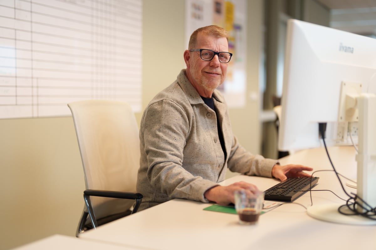 Debiteurenbeheerder aan het werk met TRUST IT